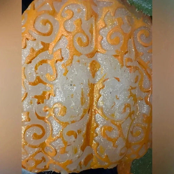 Two light up pumpkins in different sizes - Picture 6 of 9